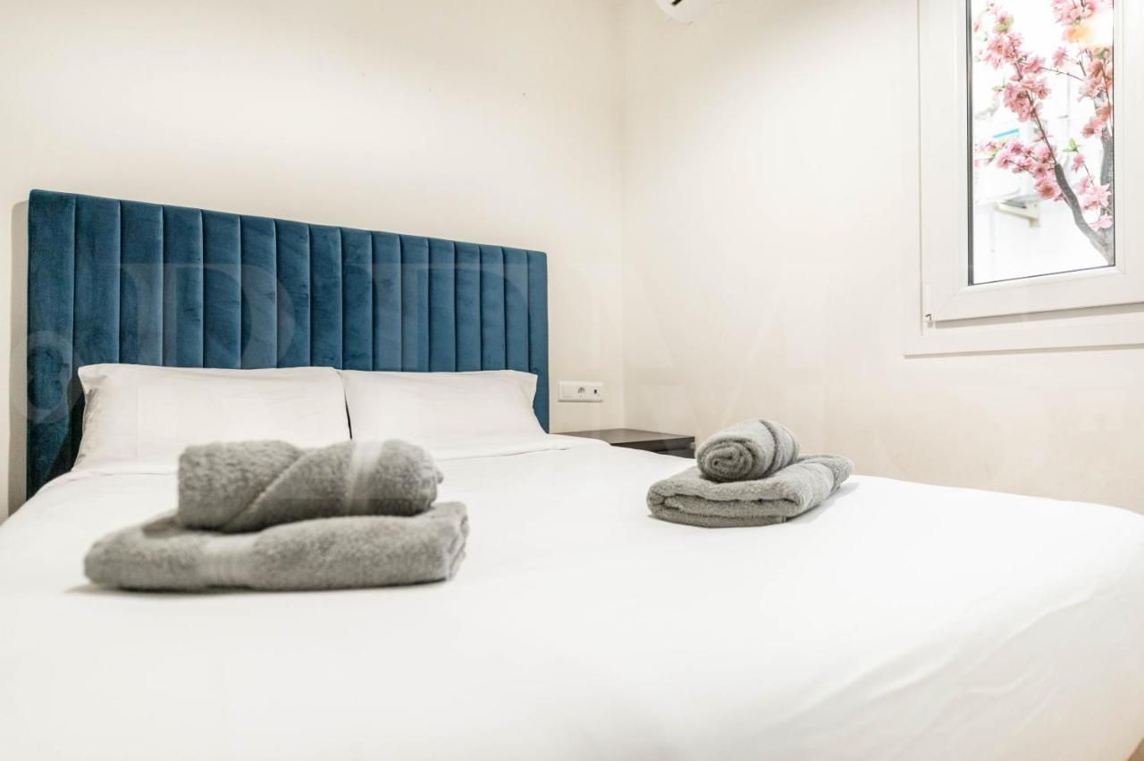 Modern Gem In Heart Of Malaga, Near Sights Rems Apartment Ngoại thất bức ảnh